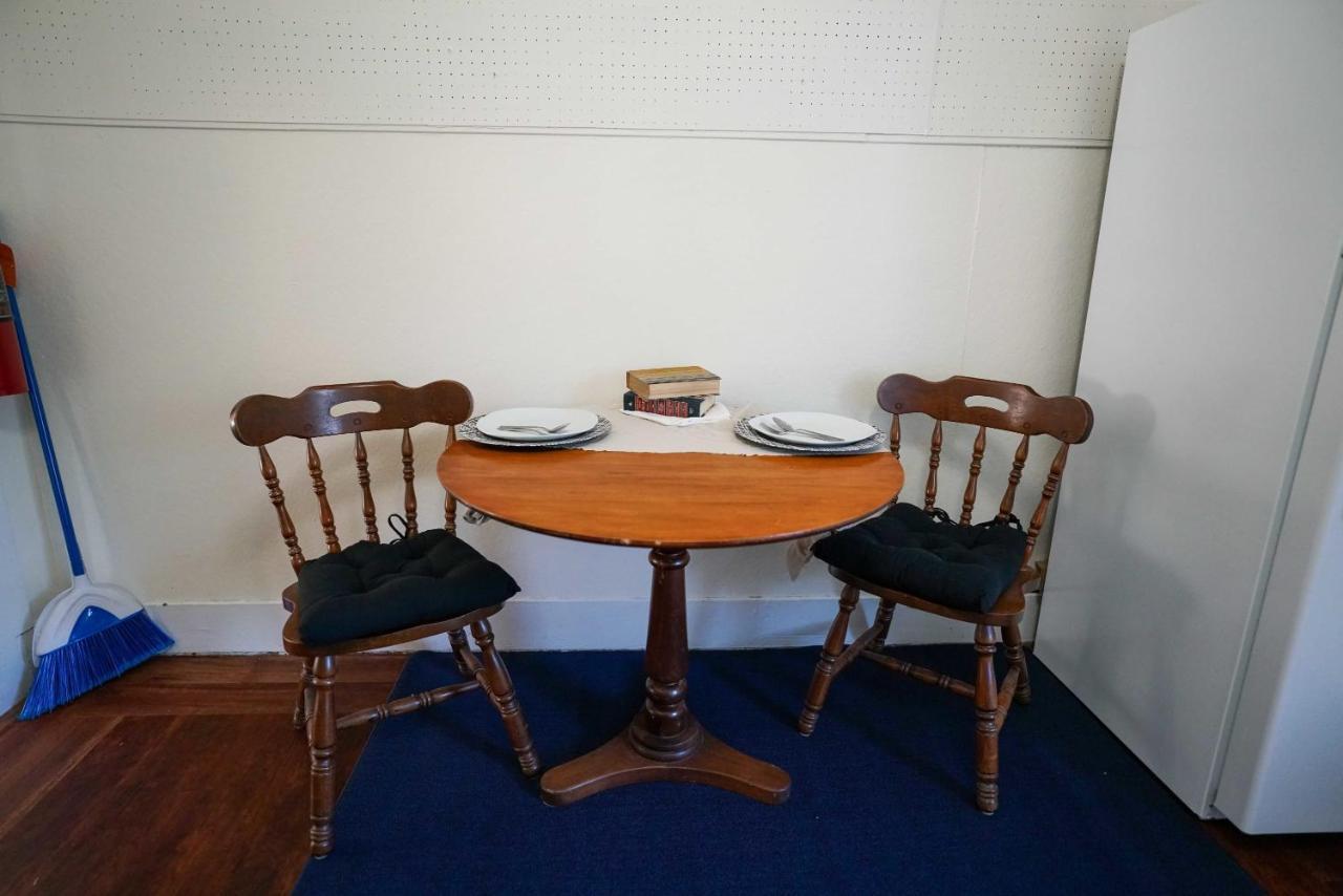 2 Bedroom Apartment Near Ndsu And Downtown ファーゴ エクステリア 写真