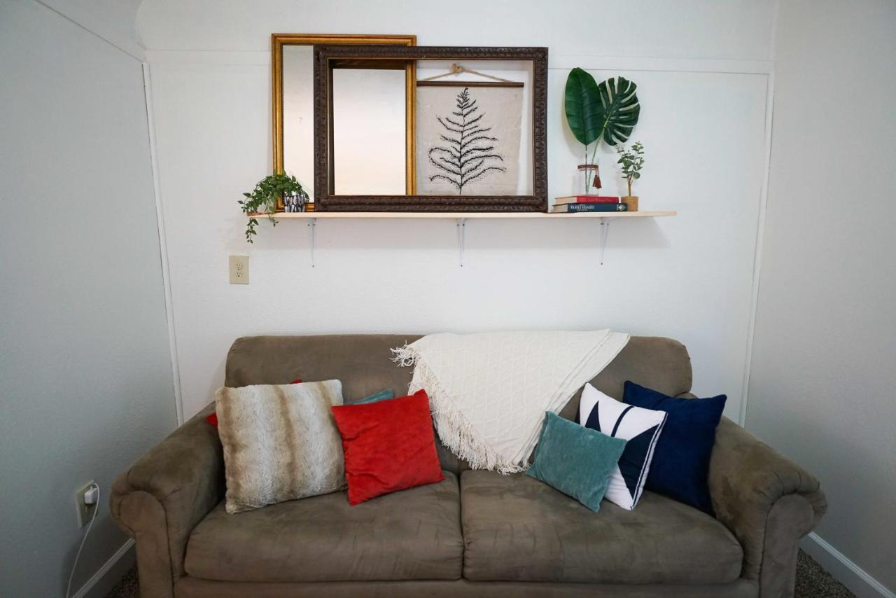 2 Bedroom Apartment Near Ndsu And Downtown ファーゴ エクステリア 写真
