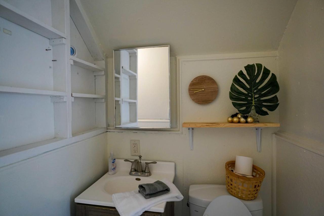 2 Bedroom Apartment Near Ndsu And Downtown ファーゴ エクステリア 写真